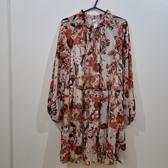 H&M Floral Dress - Picture 4 of 10